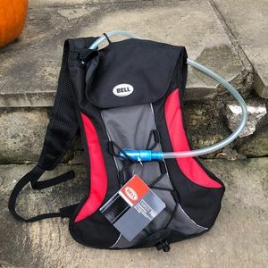 Bell Tanker 700 Hydration Pack Red/Black *NWT